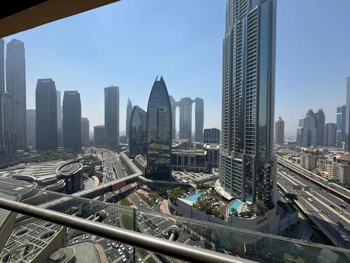 Studio In Dubai Mall - Burj Khalifa View! 0*,  Vereinigte Arabische Emirate